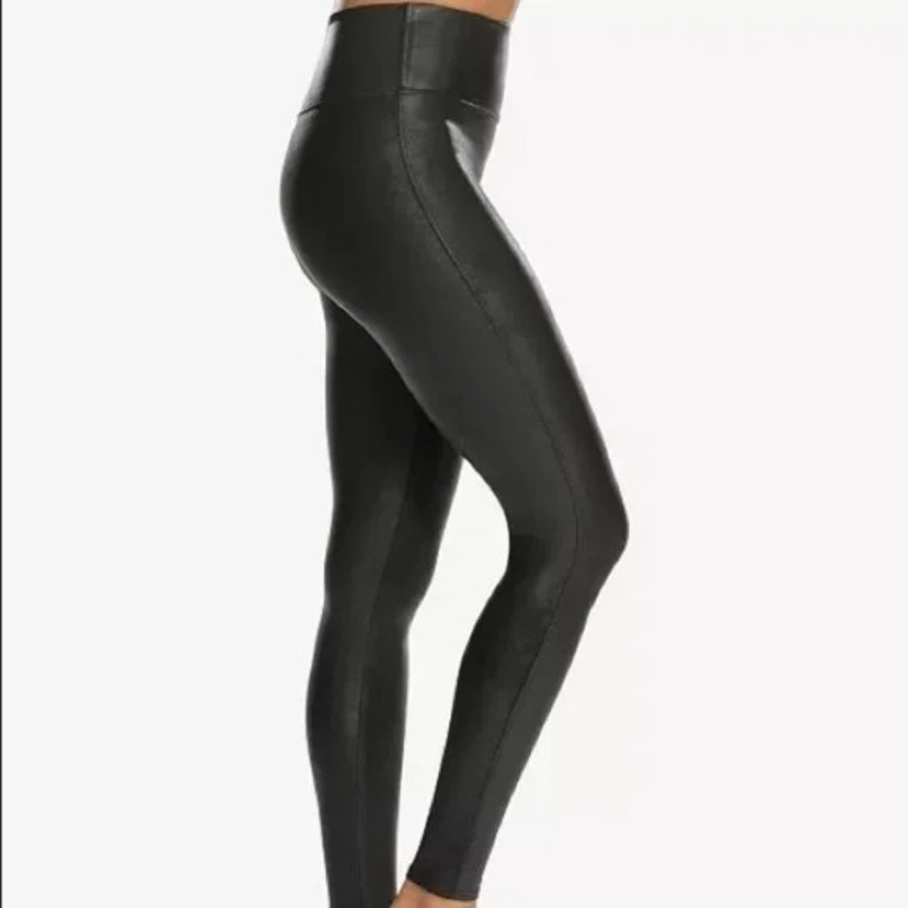 SPANX Leggings Sz M Faux Leather Black - Picture 4 of 17